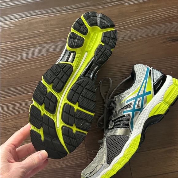 ASICS Gel Nimbus 15 Gray and Black Athletic Shoes Fluidfit. Like new! $Firm$ - Picture 5 of 5